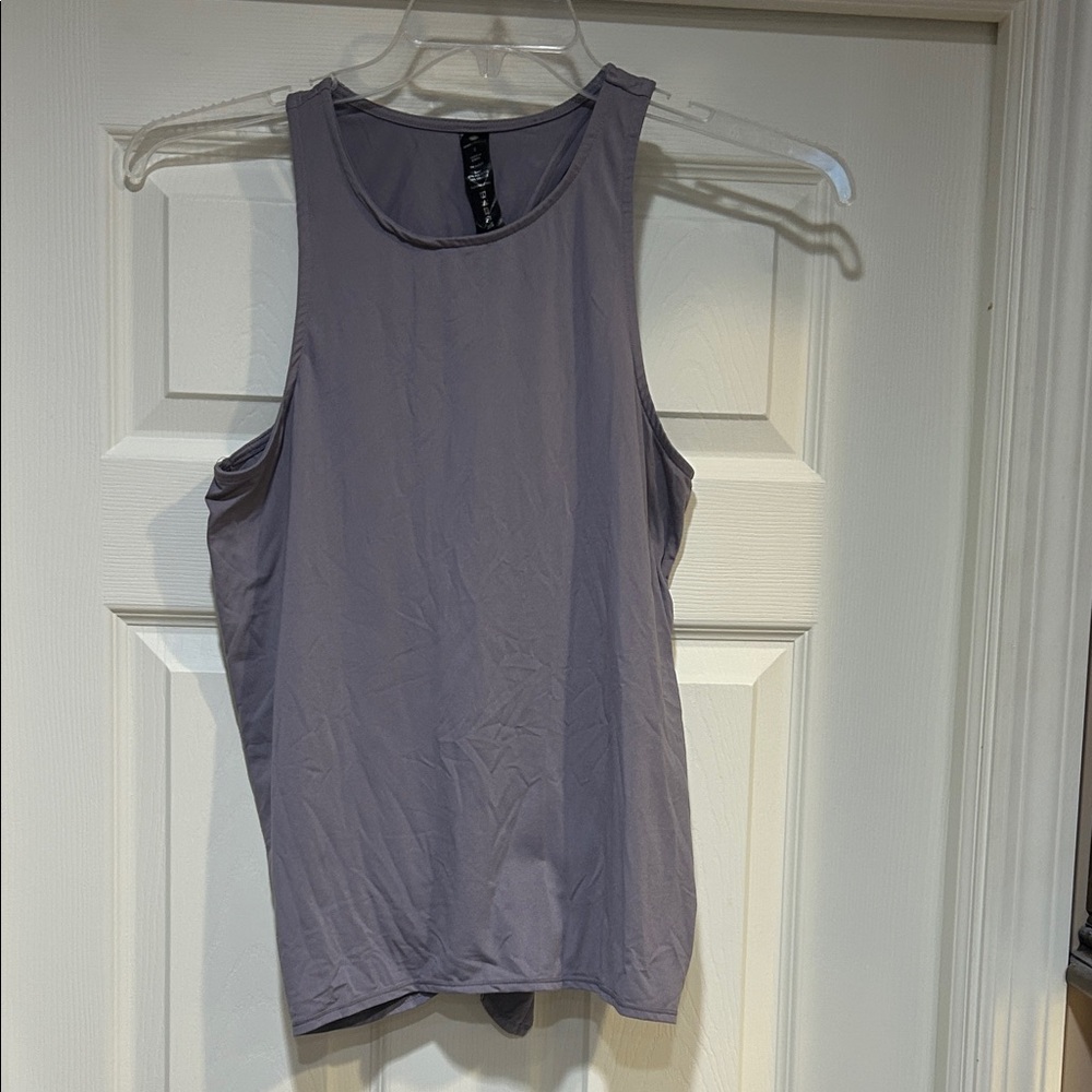Yogalicious Women's Sleeveless Lavender Tank Top